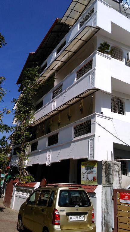 I - One'S Home Stay Kochi Extérieur photo